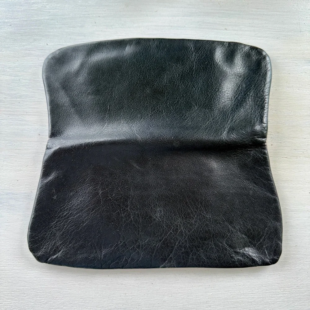 NO BRAND, WOMENS, GENUINE BLACK LEATHER, FOLDOVER CLUTCH BAG.